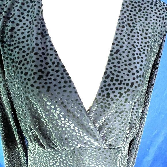 Green & Black Ruched Wrap Sheath Dress, Size XL - Pre-Owned - Picture 3 of 6